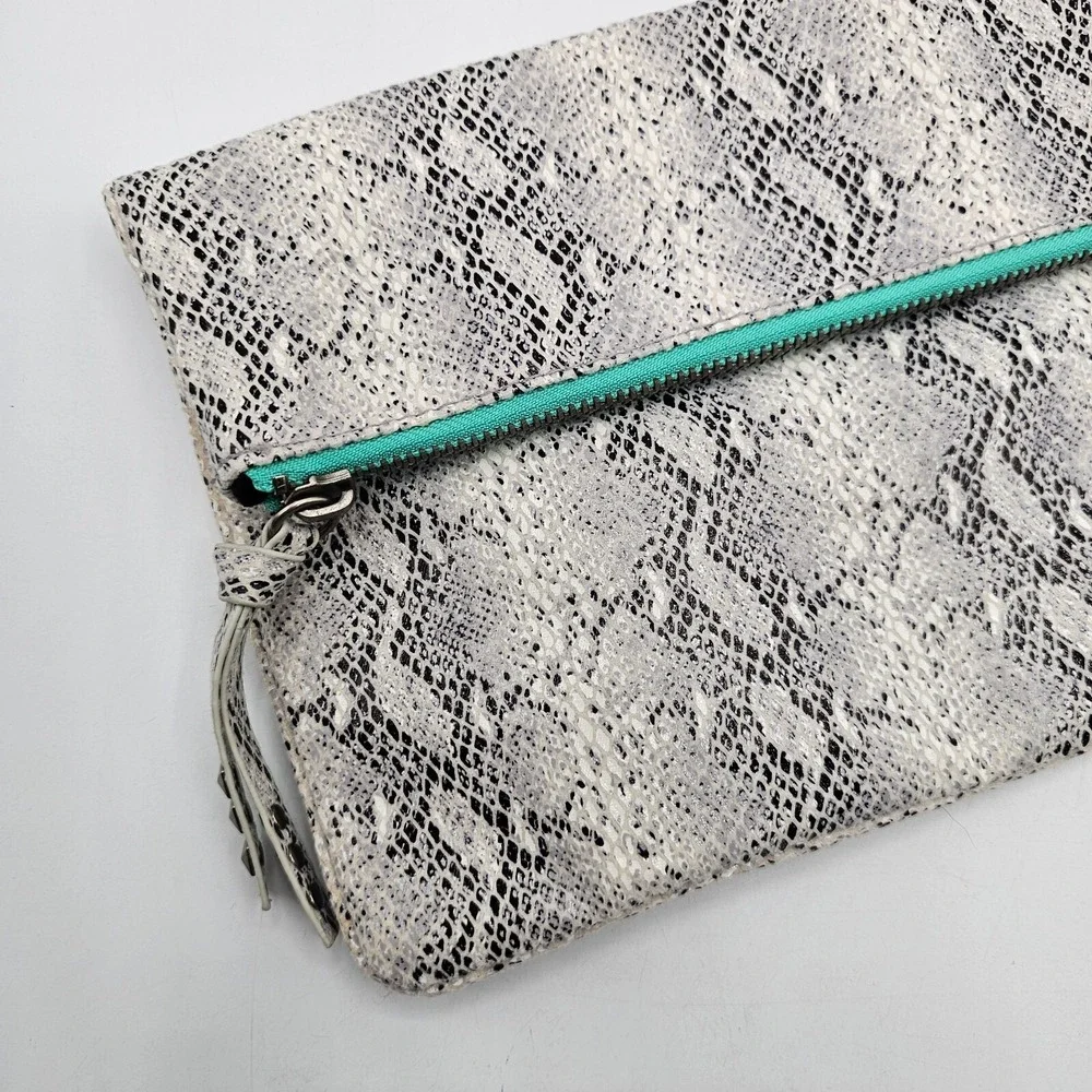 American Eagle Clutch‎ Gray Snake Print Zipper Foldover Wallet Makeup Purse